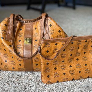 Reversible Liz Shopper in Visetos Cognac  - Medium
